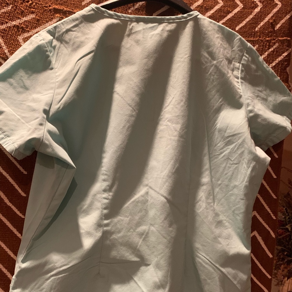 Scrub top